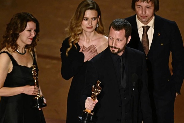 Україна отримала перший Оскар в історії: картина «20 днів у Маріуполі» перемогла у категорії «Найкращий повнометражний документальний фільм»